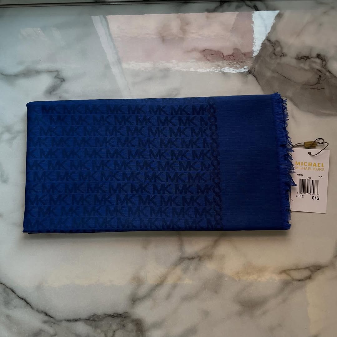 روسری برند ام کی قواره ۱۴۰